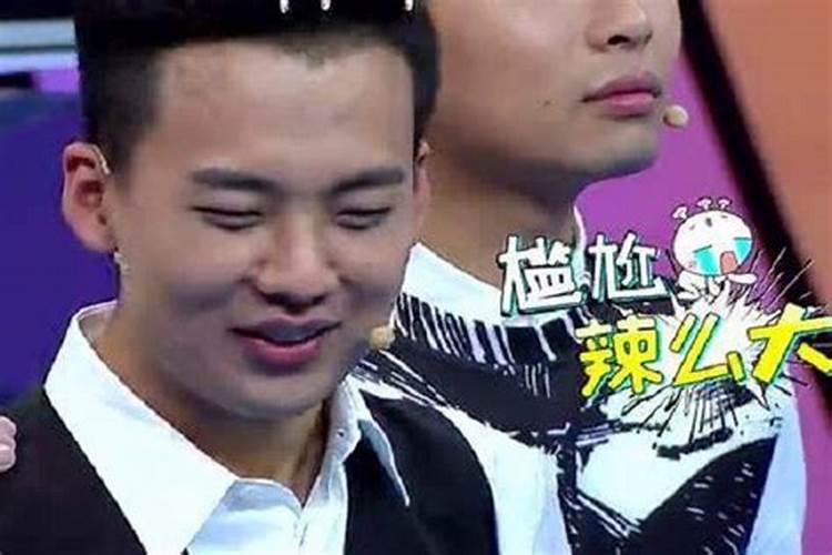 想给马年的双胞胎男宝宝起名字要挂“艹”字头的  百度宝宝知道