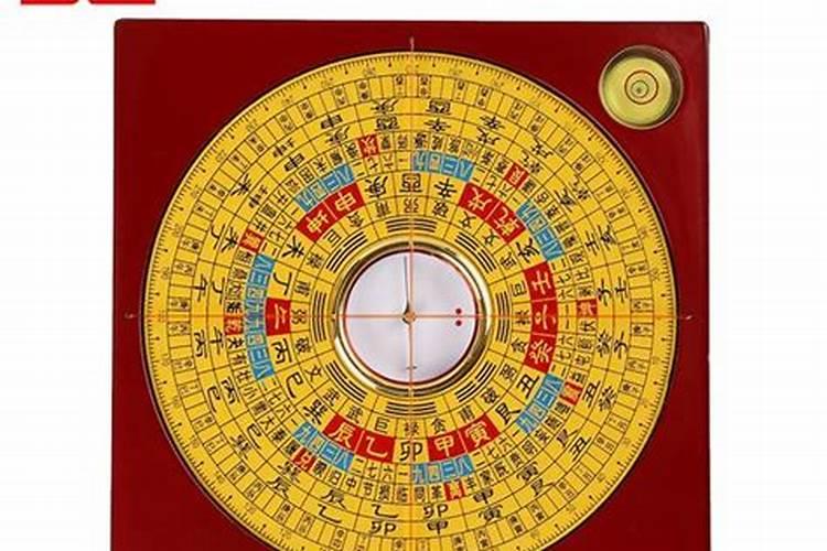 风水师在勘探地形时要拿一个罗盘,罗盘的用途是什么？