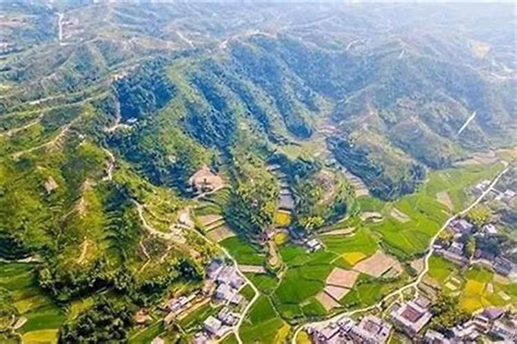 江西省萍乡市有哪几处墓地啊,各叫什么名字,都在萍乡的什么位置呢？