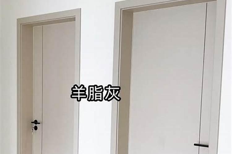 农村大门有的是刷红门还有的刷黑门、还有的刷银色门、各有什么说意