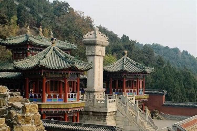 为什么大学建筑专业有周易和风水课程？