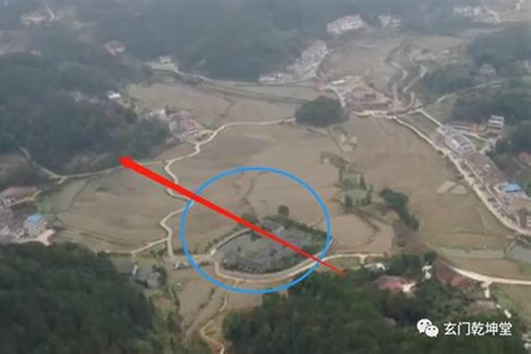 龙吐珠穴坟墓风水宝地,风水大师王君植贵州寻龙点穴现场视频