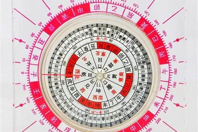 风水先生看墓地罗盘怎么放？
