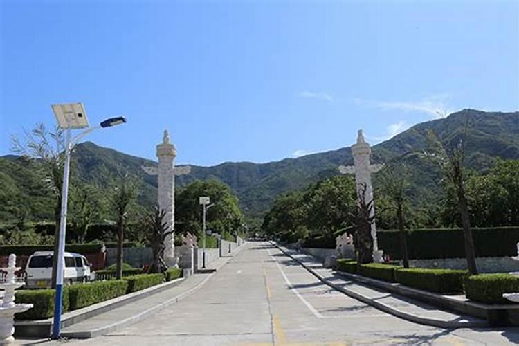 墓地朝西怎么样
