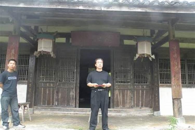 小花仙第三季夏晶晶是夏安安的谁