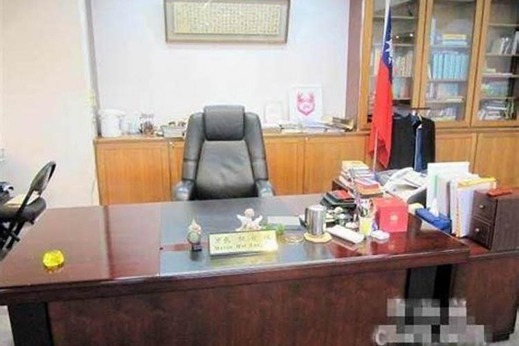 生肖马要怎么布置办公桌风水呢