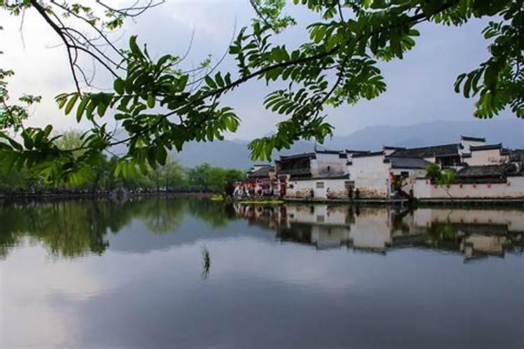 揭秘“天下第一村”华西村的风水之谜