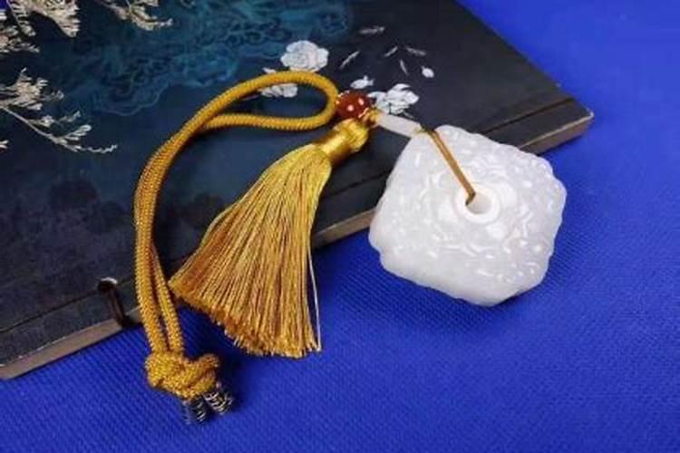什么东西戴着可以转运