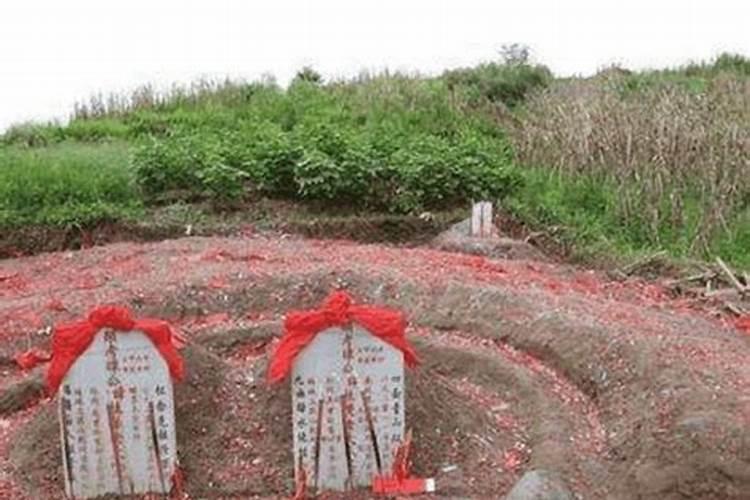 民间故事:男子贪淫娶美妾,意外生下早产儿,表弟:那不是你的种