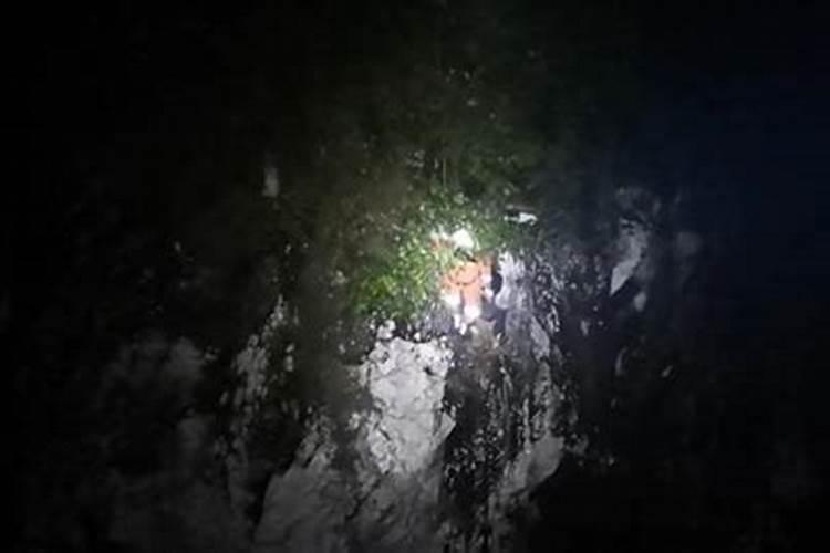 老人去逝时大风大雨,风水好吗？