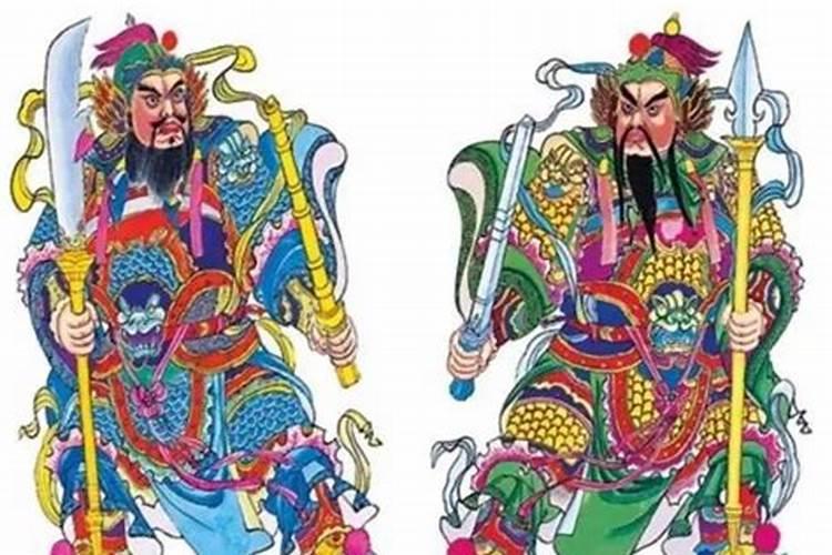 周易问题, 今天来个大师说让我在门上贴个关公门神,在阳台上放个泰山石...