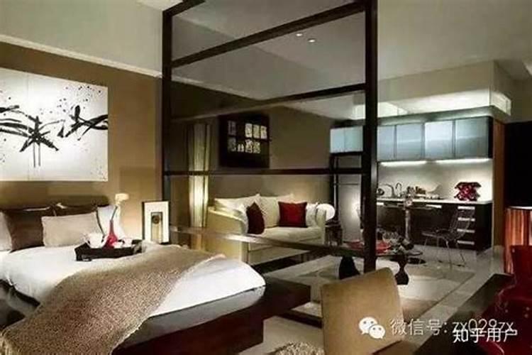 卧室开放格放什么好看