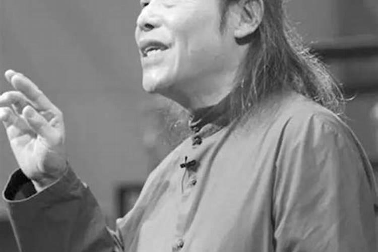 一个算命大师信主的见证视频,女主会看风水算卦的文