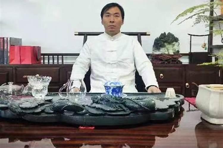 大师: 我是 农历 1987年十一月初三 16:55出生的,帮我看看五行是否缺什么...