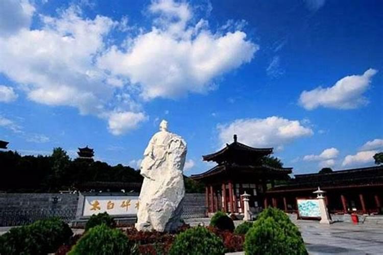 四川省最值得旅游的城市有哪些？