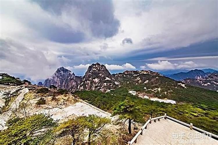 中国黄山龙裔公墓风水如何？