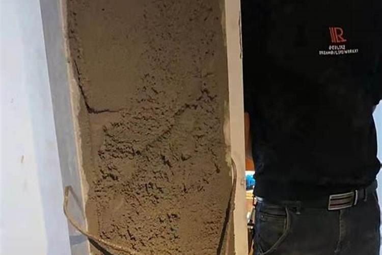 房屋坐北朝南,大门超东,西墙是过道墙,在西墙开个便门可以吗？