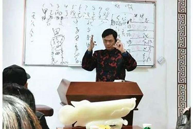 南京看风水师傅哪里找？南京风水大师排行榜前十名？南京看风水一般给多...