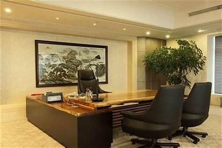 家里客厅有张桌子,风水角度:可以做餐桌兼做办公桌吗？