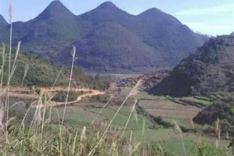 花果山风景区龙谭神泉地址在哪里？
