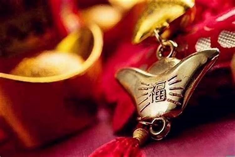 院内别墅房前做个养鱼水池好不好回答风水极好