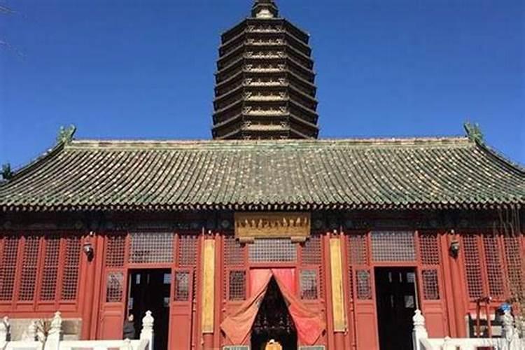 为什么住在寺庙旁边不好
