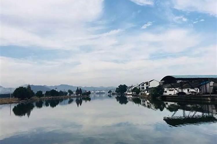 墓地破土开坟的注意事项