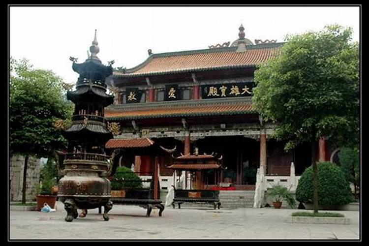 登湘山寺