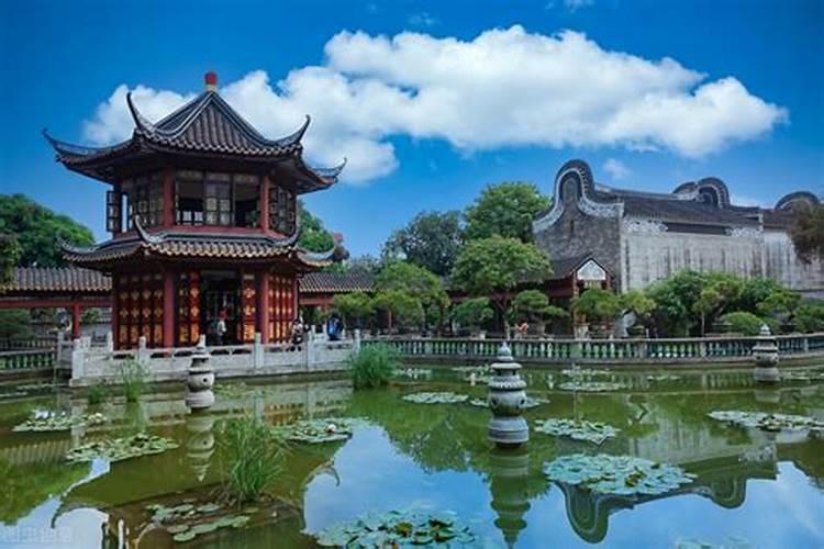 给我一个神话故事:凤凰山的传说