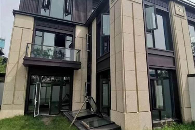 别墅泰山石放什么地方最旺运 别墅泰山石放哪里最旺运