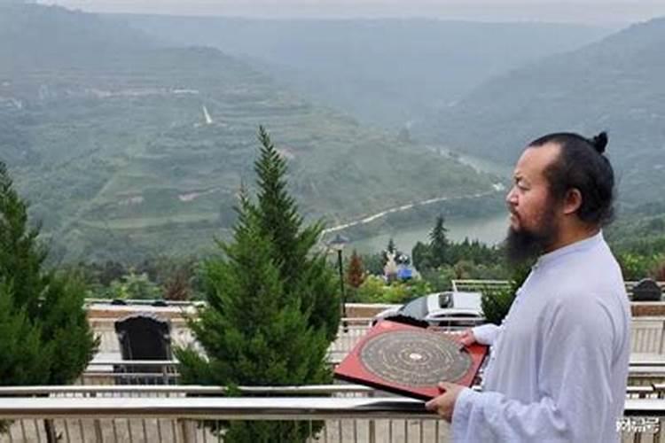 请帮忙解一下中孚变观卦昨下午测是去个地方找工作