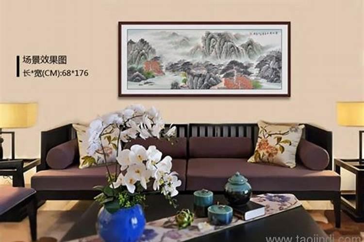 客厅挂什么油画风水好？