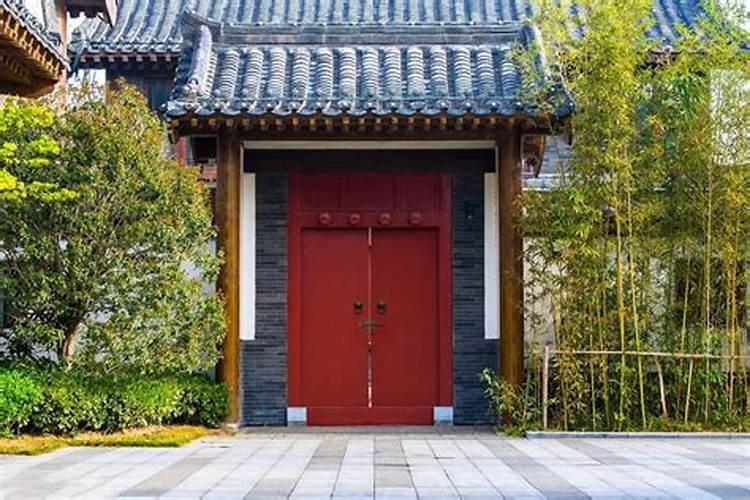 农村老人说门口不能栽竹子,因为竹子里面容易藏蛇,真的是这样吗？
