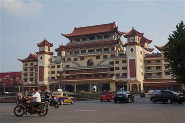 中国十大算命大师