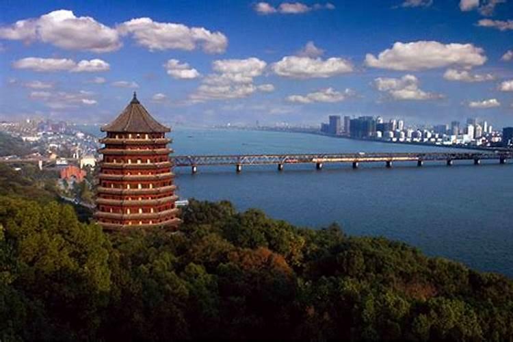 钱江陵园地址