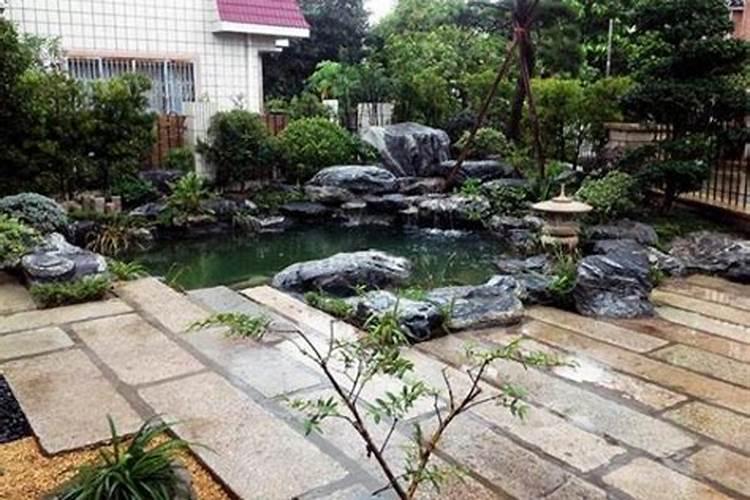 厂房门前有一墓地,风水怎么样？