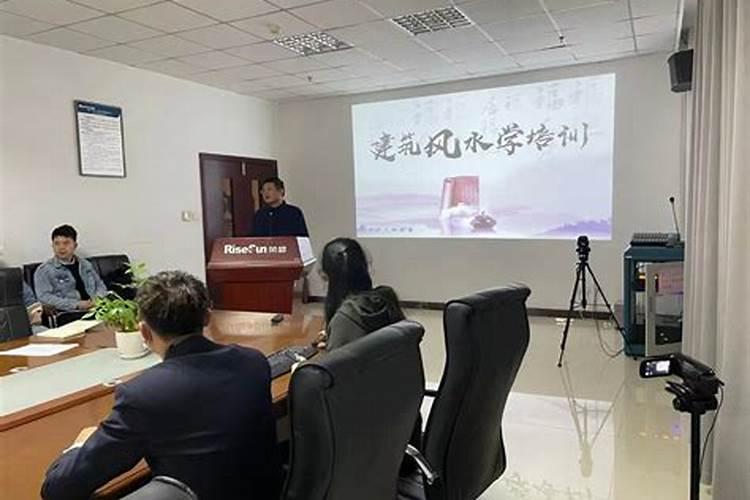 怎么分辨真假风水先生,怎么样才算是真正的风水师？