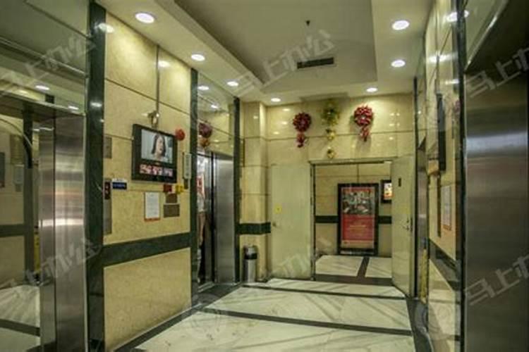 广州二手房新裕大厦里面卫生干净吗,周边现在发展的怎么样？