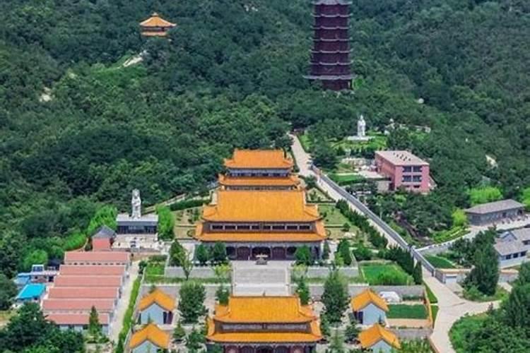 想去乳山玩儿,有什么好玩儿的景点