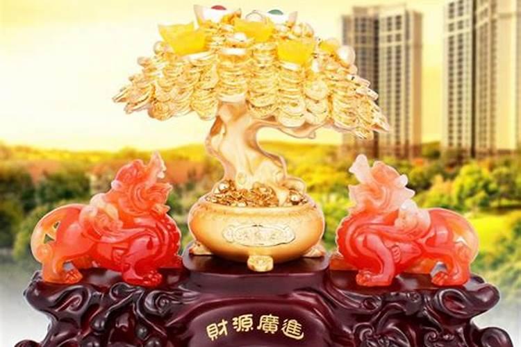 刚抱回家的猫不吃不喝就在柜子下面或者沙发下面呆着,一动不动 ,怎么办...