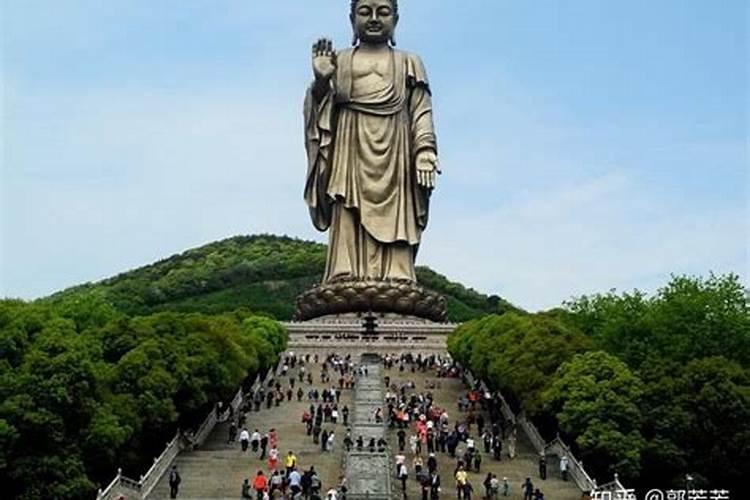 请问一下,摆设释迦摩尼佛,有没有说什么样的人可以摆,又什么样的人是不...