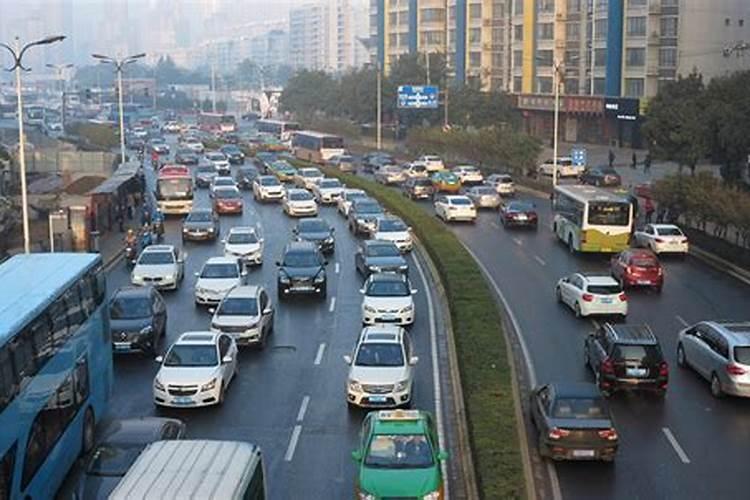 办公室在十字路口的风水好不好