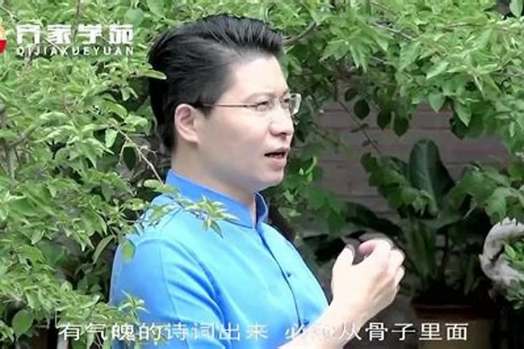 阴宅内明堂放水罗盘怎么放,墓碑是在坟的后面的