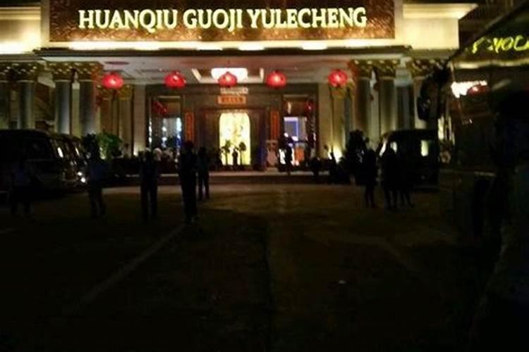 公鸡母鸡为什么要分开养？