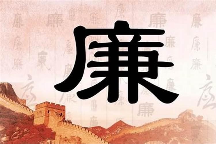 办公桌鱼缸风水 鱼缸放办公桌哪边好