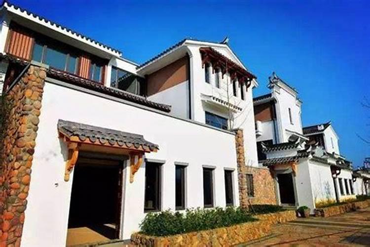 住房附近有寺庙,适合居住吗？