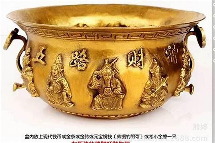 我每次做噩梦时一个很恐怖诡异的场景,怎么办？