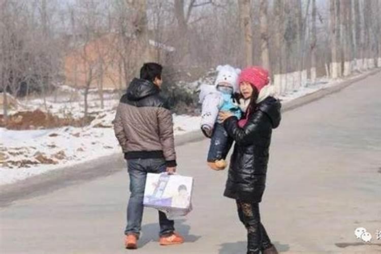 请风水先生看坟地需要注意什么