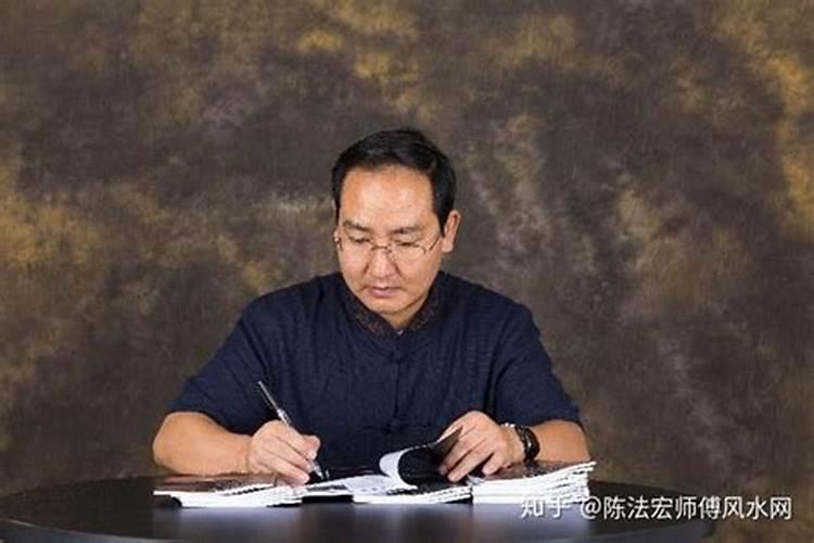 风水中如果蛇形怎么葬