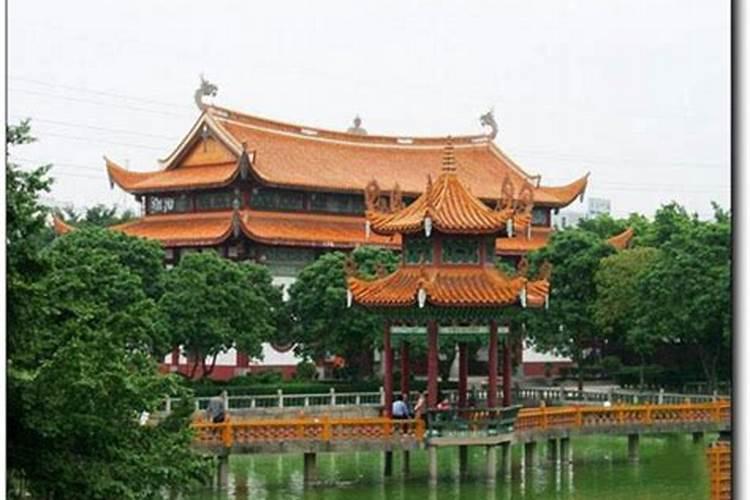 充满历史文化气息的福州金鸡山公园